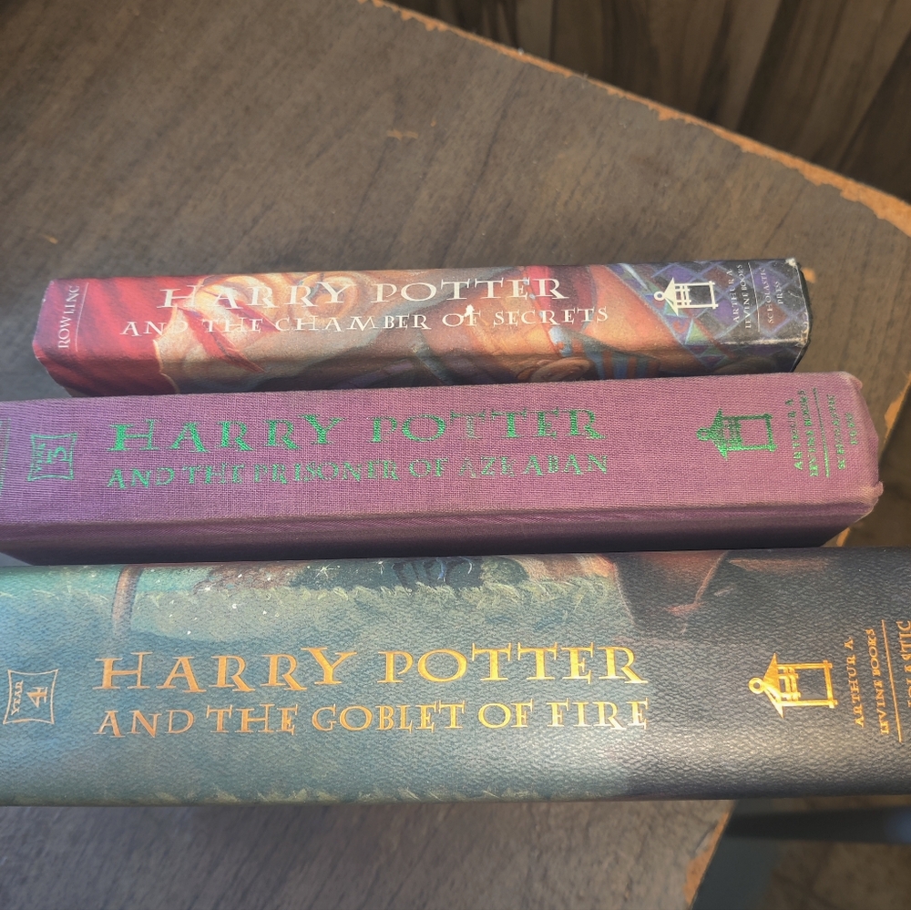Scholastic Harry Potter Book Set - Red, Purple, Green